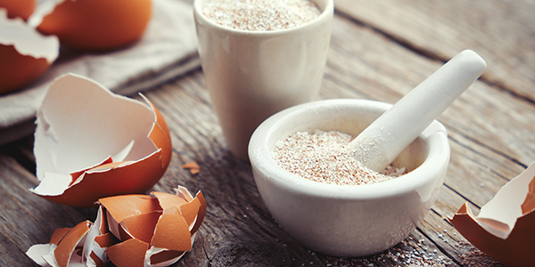 Ajoutez un peu de poudre de coquilles d’œufs pour réduire l'amertume de votre café !