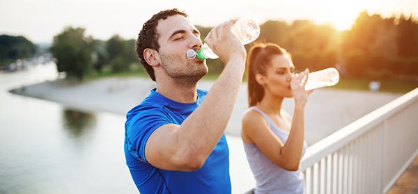 S'hydrater, indispensable avant, pendant et après le sport