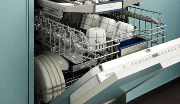 La vidange d'un lave-vaisselle est indispensable lors d'un déménagement. 