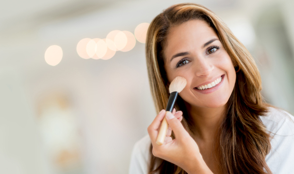 Les pinceaux de maquillage : au contact de la peau