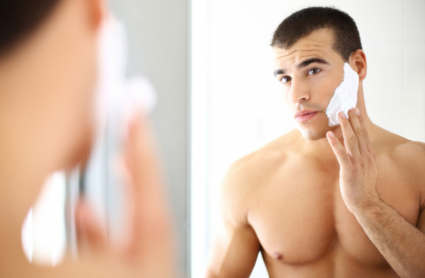 La mousse à raser pour faciliter le rasage et préserver la peau