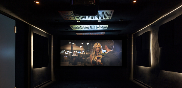 Une salle de cinéma à domicile