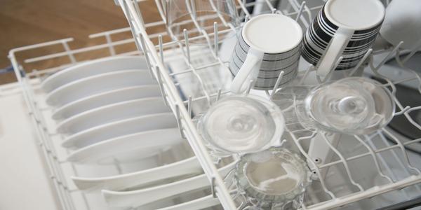 Laver la vaisselle - PagesJaunes